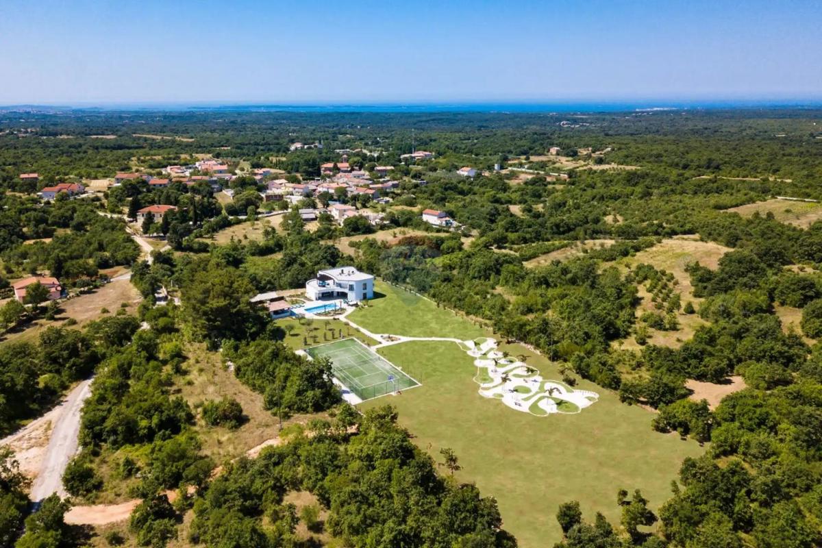 Hiša Juršići, Svetvinčenat, 500m2