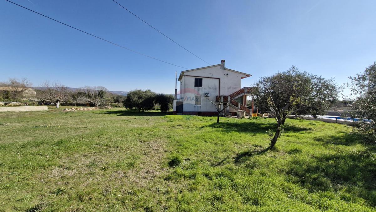 Hiša Rakalj, Marčana, 200m2