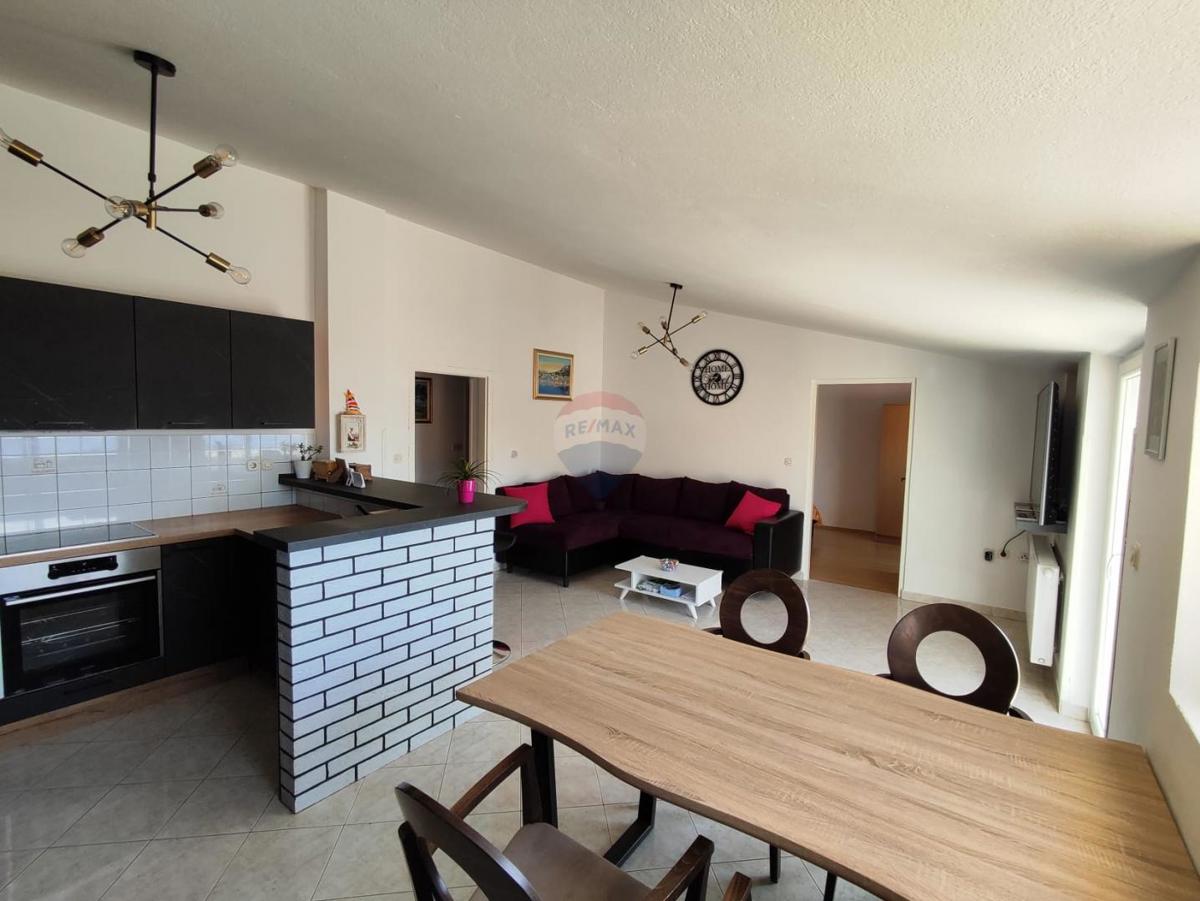 Stanovanje/Apartma Baška, 80m2