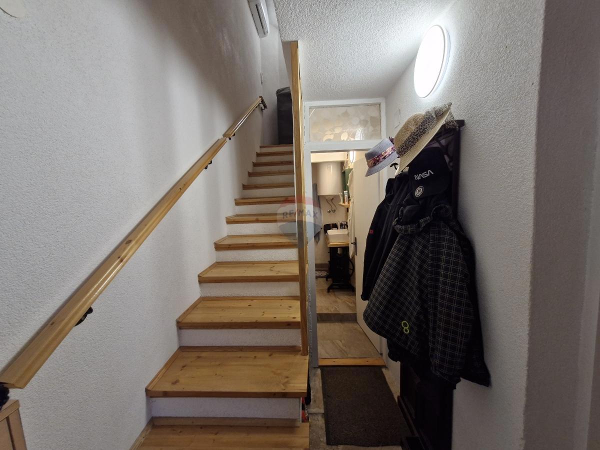 Hiša Rakalj, Marčana, 74m2
