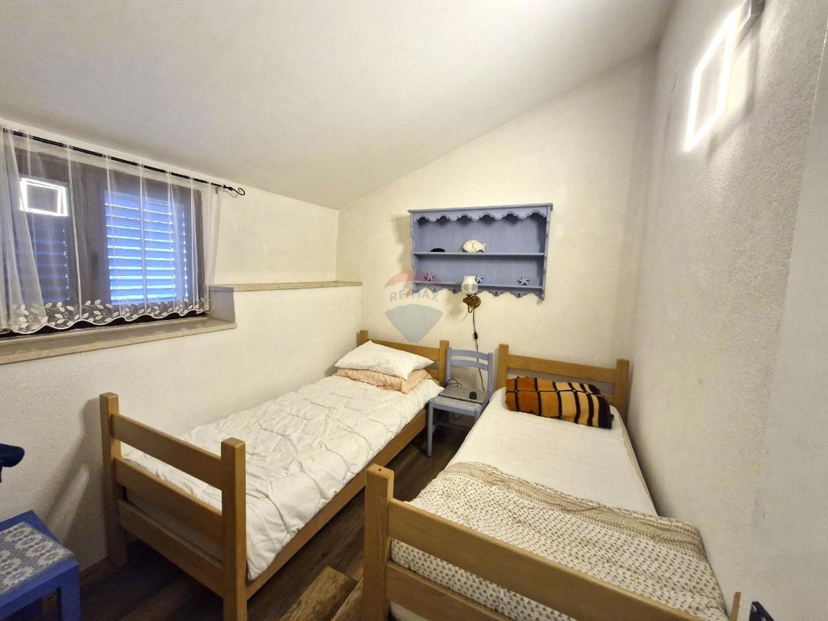 Hiša Rakalj, Marčana, 74m2