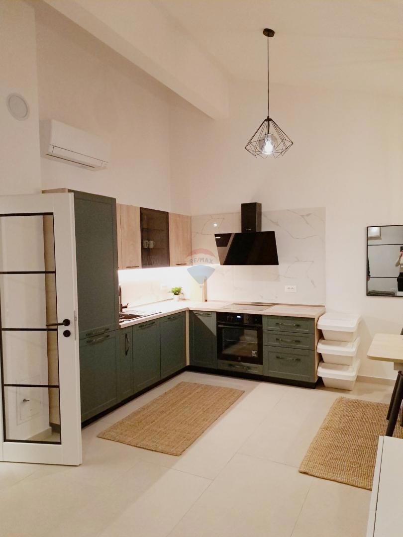 Hiša Tar, Tar-Vabriga, 90m2