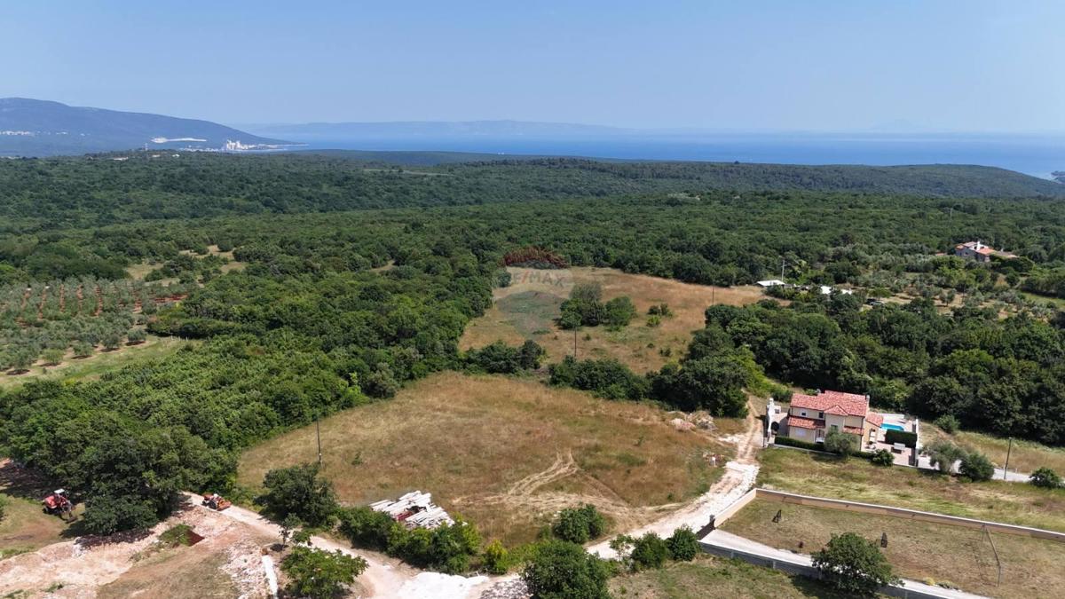 Stavbno zemljišče Krnica, Marčana, 700m2