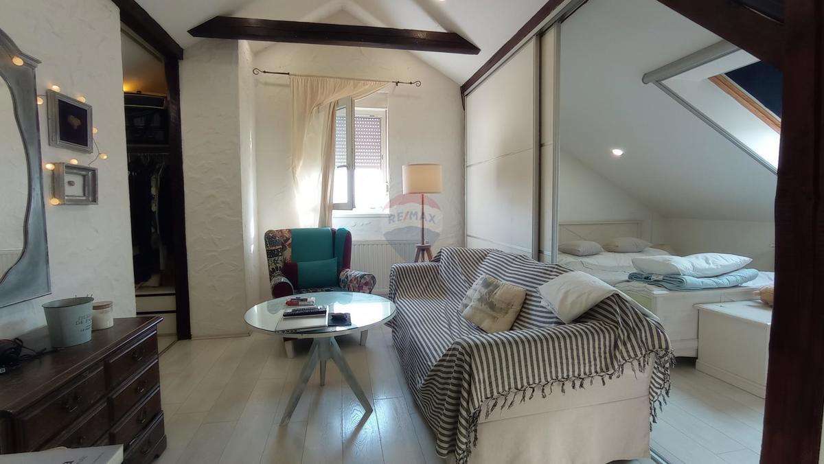 Hiša Črnomerec, 200m2