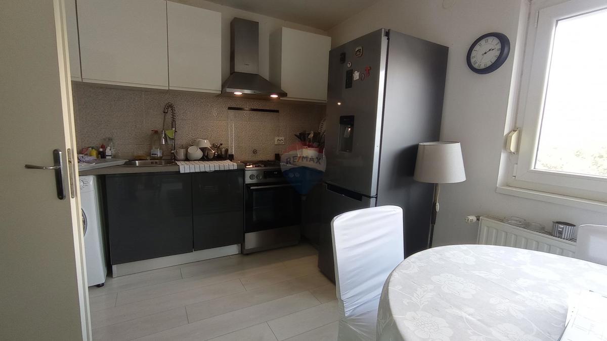 Hiša Črnomerec, 200m2