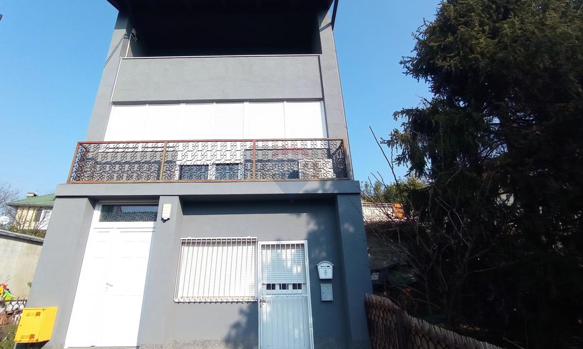 Hiša Črnomerec, 200m2