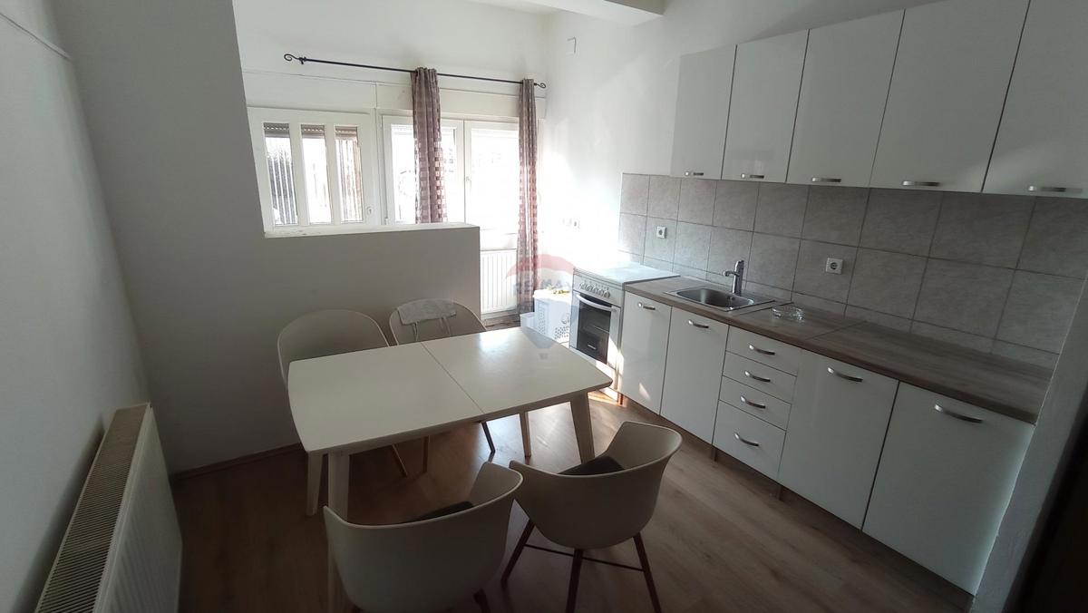 Hiša Črnomerec, 200m2