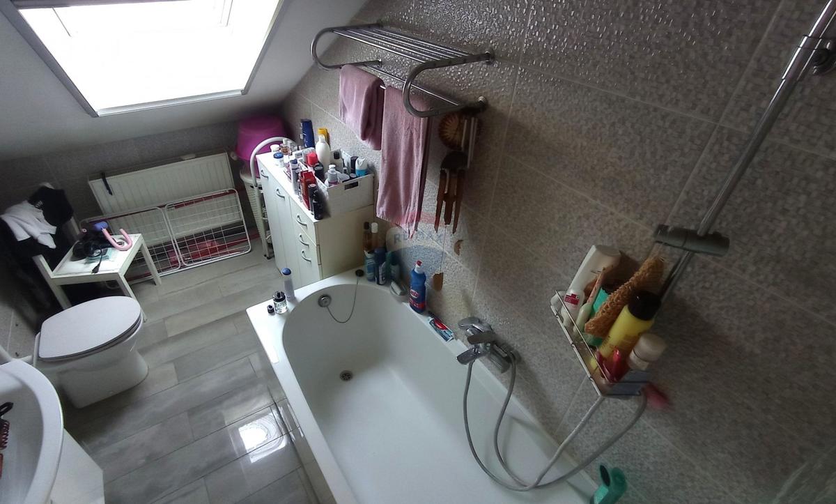 Hiša Črnomerec, 200m2