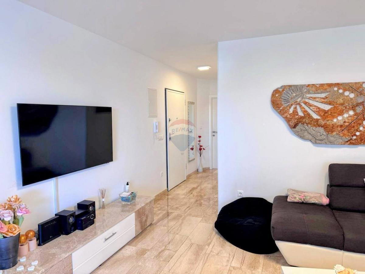 Stanovanje/Apartma Malinska, Malinska-Dubašnica, 66m2