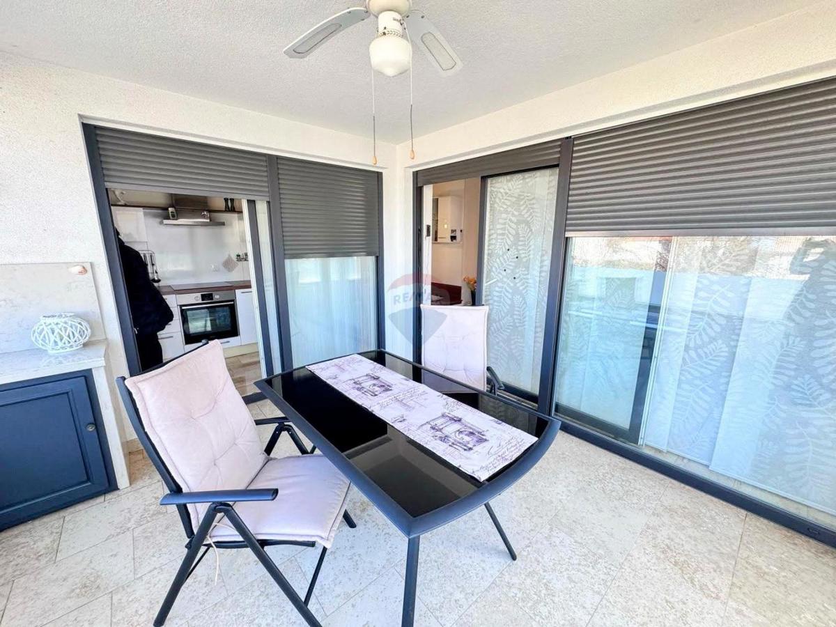 Stanovanje/Apartma Malinska, Malinska-Dubašnica, 66m2