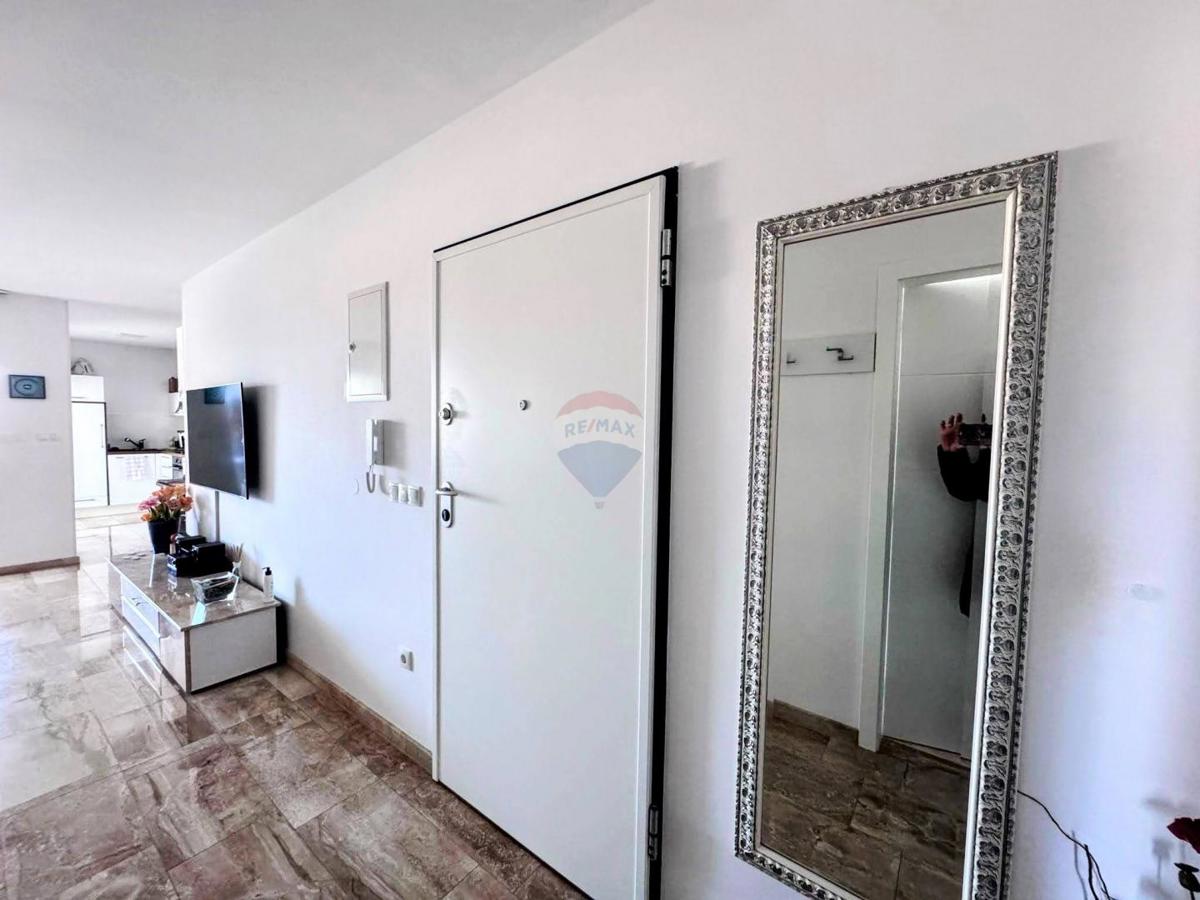 Stanovanje/Apartma Malinska, Malinska-Dubašnica, 66m2