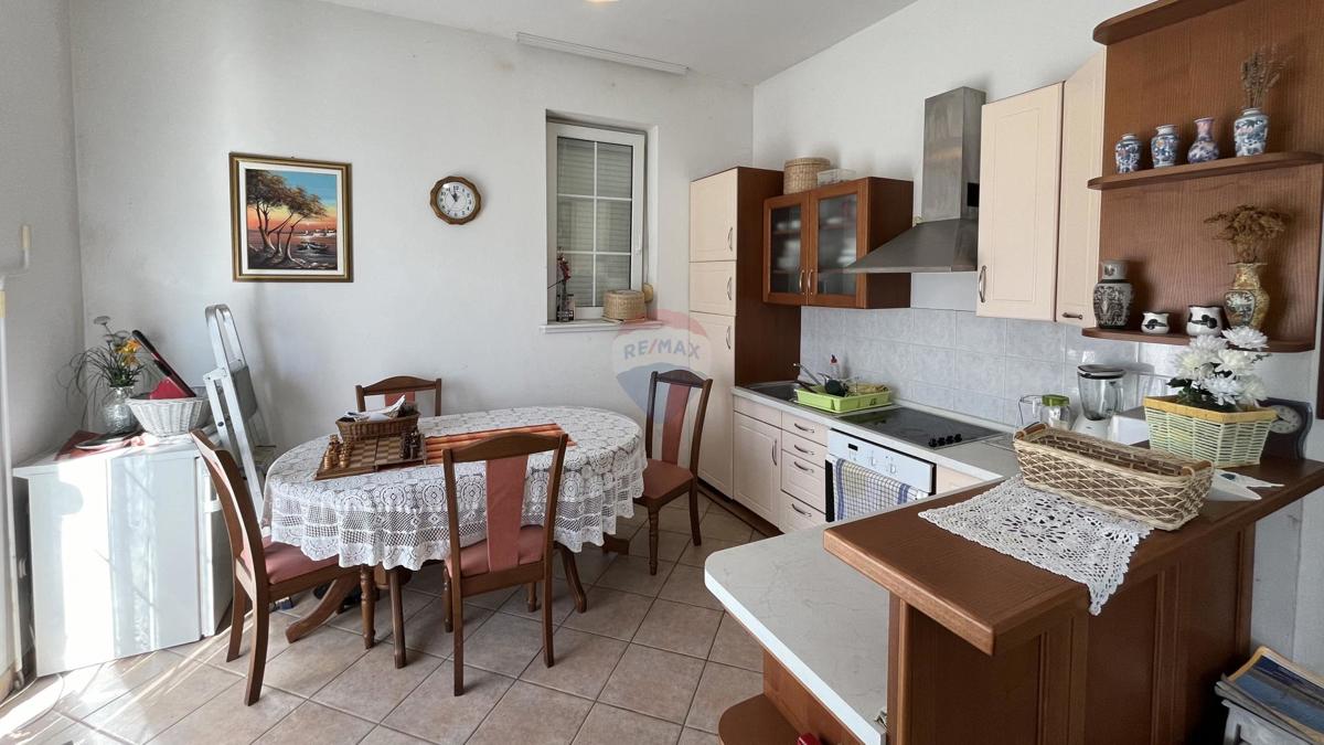 Stanovanje/Apartma Funtana, 64m2