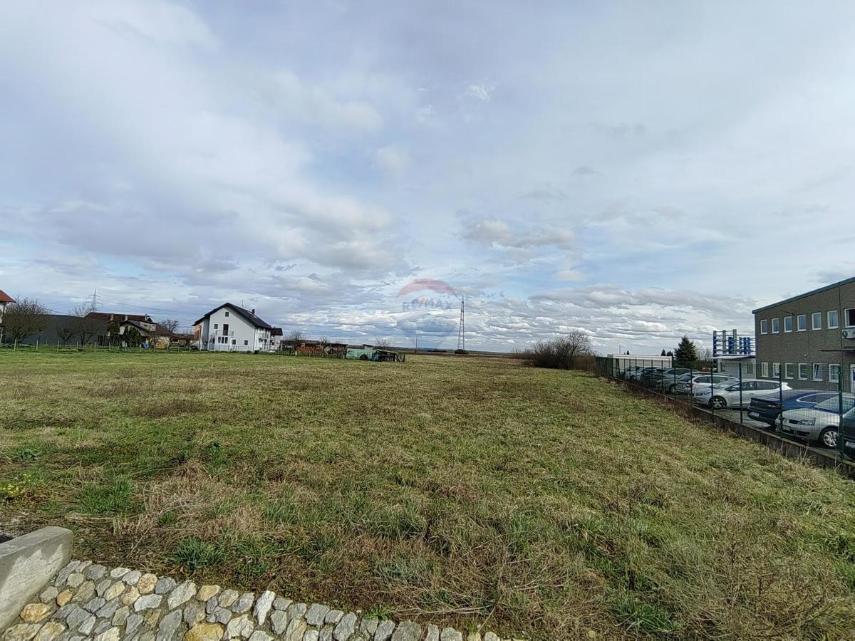 Stavbno zemljišče Rugvica, 5.115m2