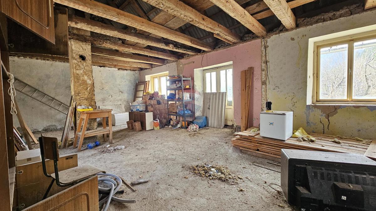Hiša Fužine, 80m2