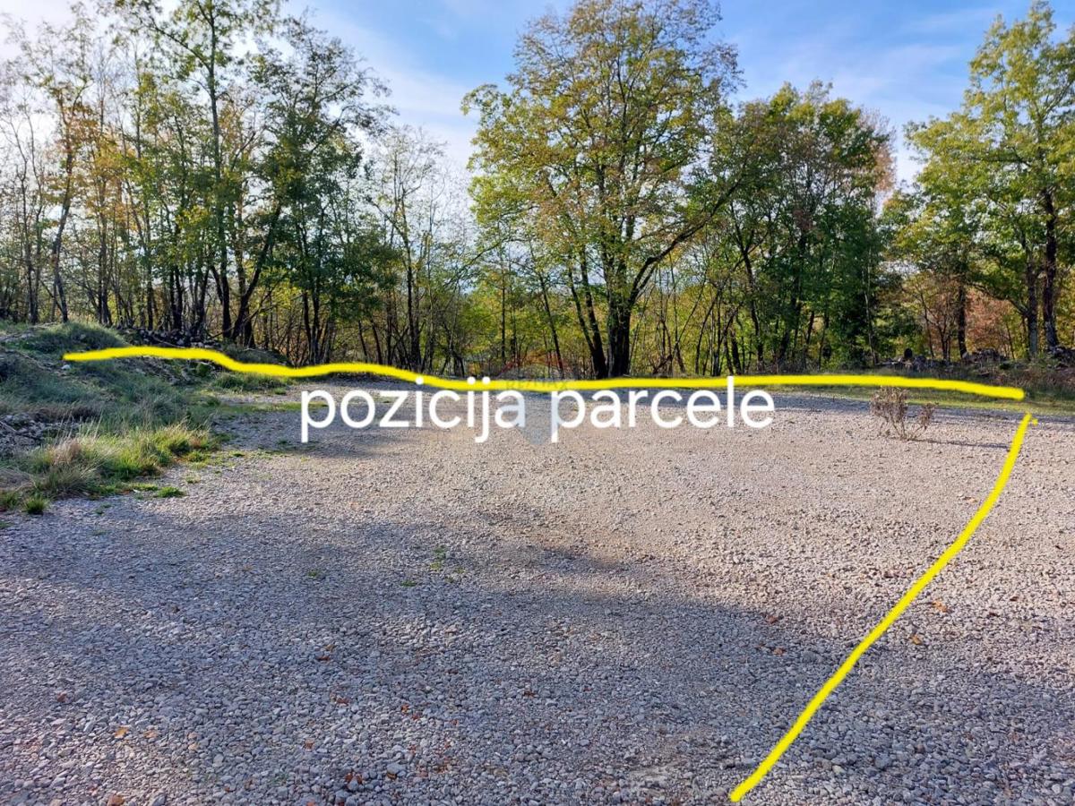 Stavbno zemljišče Breza, Klana, 587m2