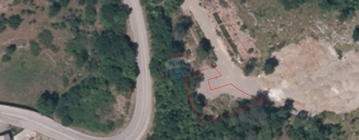 Stavbno zemljišče Breza, Klana, 587m2