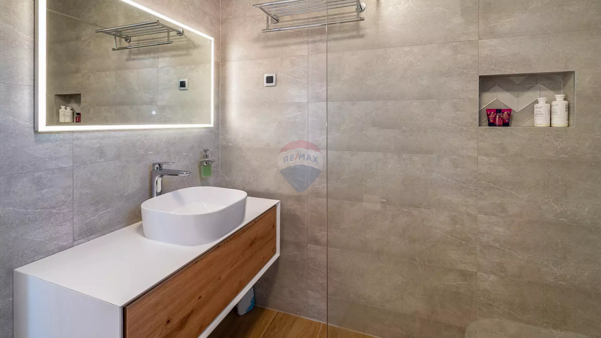 Hiša Barbat na Rabu, Rab, 300m2