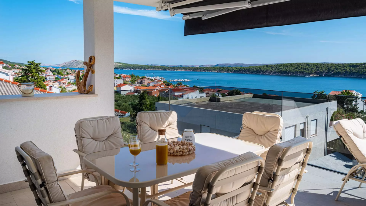 Hiša Barbat na Rabu, Rab, 300m2