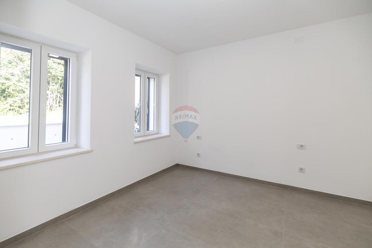 Vila Tribalj – Kombinacija Avtohtonega in Modernega