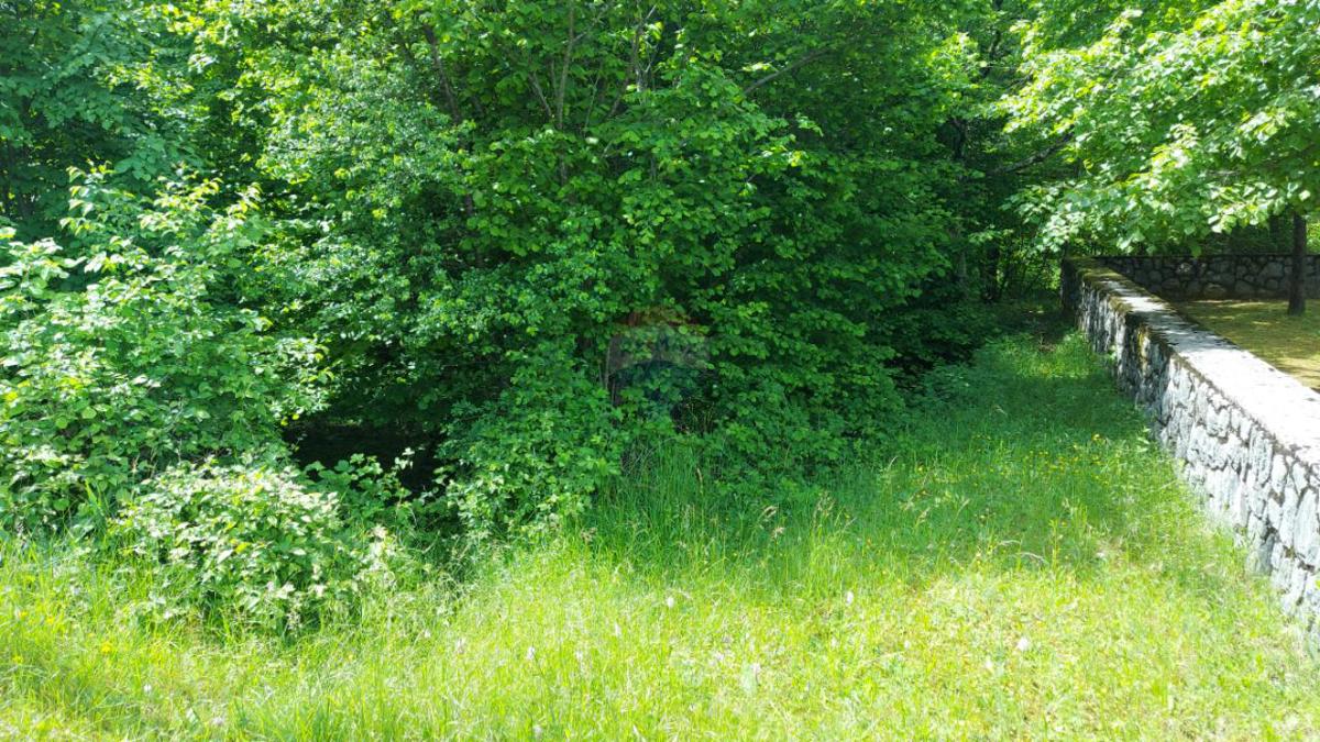 Stavbno zemljišče Klana, 650m2
