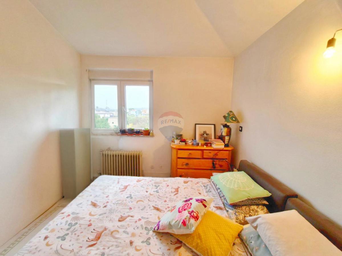 Stanovanje/Apartma Veli vrh, Pula, 74,77m2