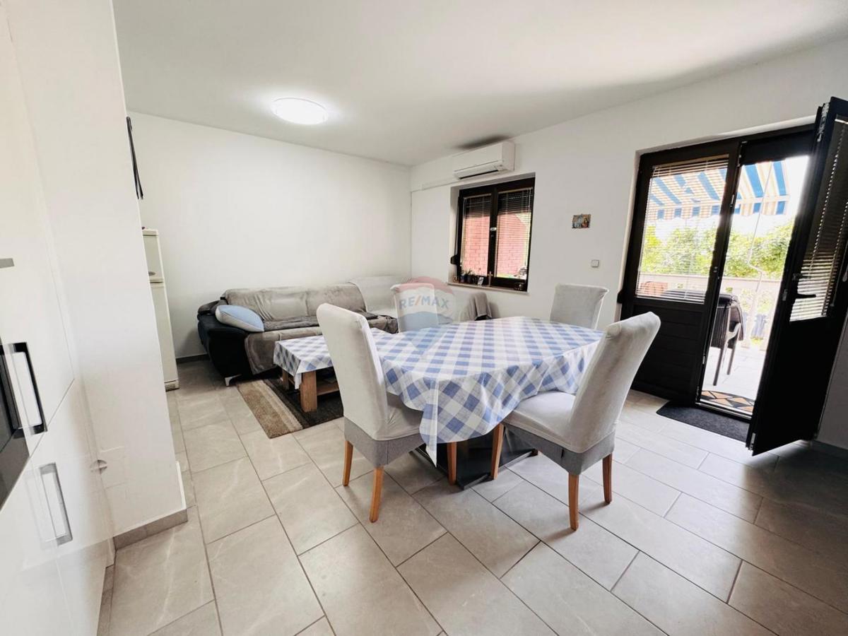 Hiša Jadranovo, Crikvenica, 140m2