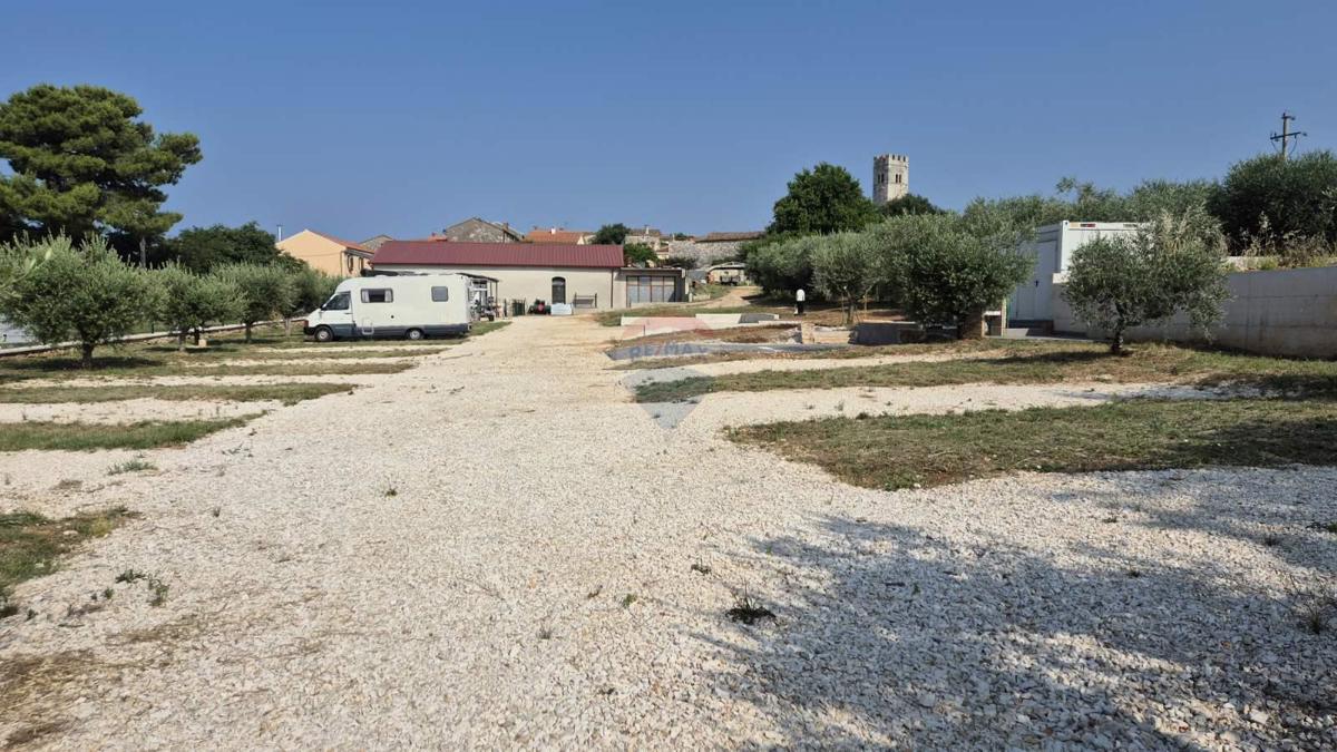 Stavbno zemljišče Sveti Lovreč, 1.176m2