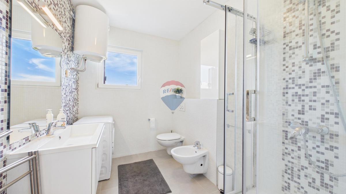 ISTRA, FAŽANA – čudovito stanovanje s pogledom na morje