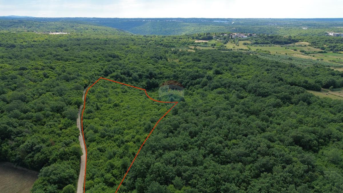 ISTRIA, LIM CANAL – Agricultural Land 1100 m²