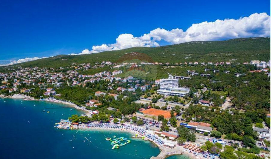 Stavbno zemljišče Dramalj, Crikvenica, 2.612m2
