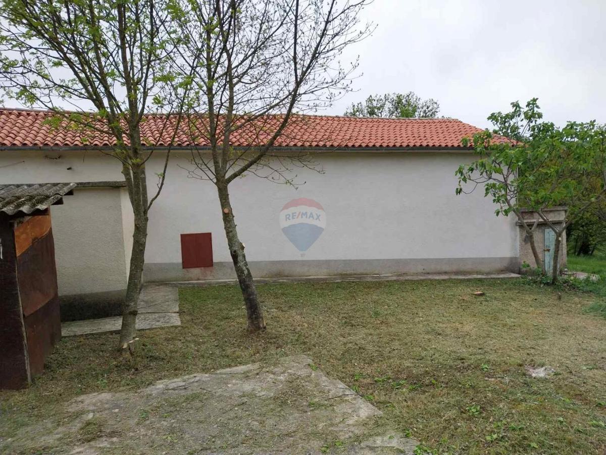 Hiša Lupoglav, 462m2