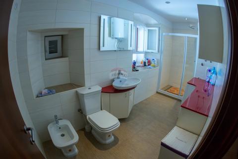 Karlobag, 260m2