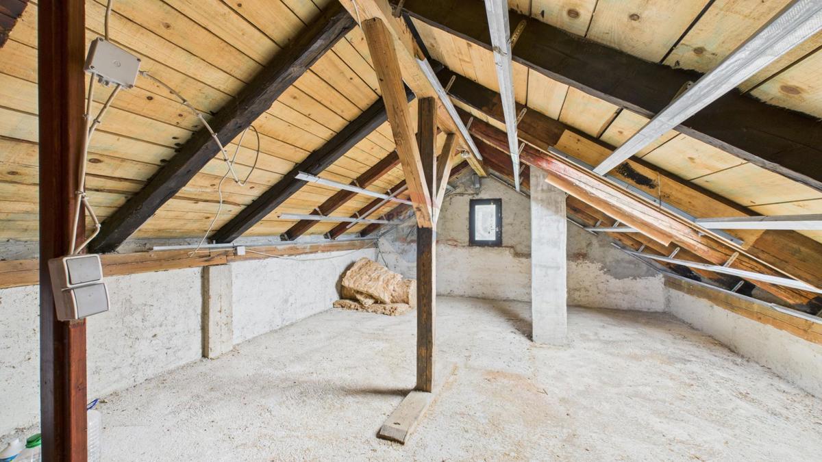 Hiša Gornji Škrnik, Zagorska Sela, 105m2