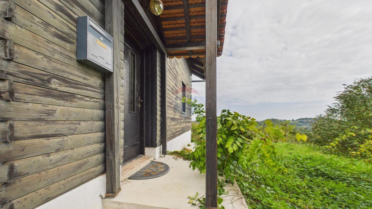 Hiša Gornji Škrnik, Zagorska Sela, 105m2
