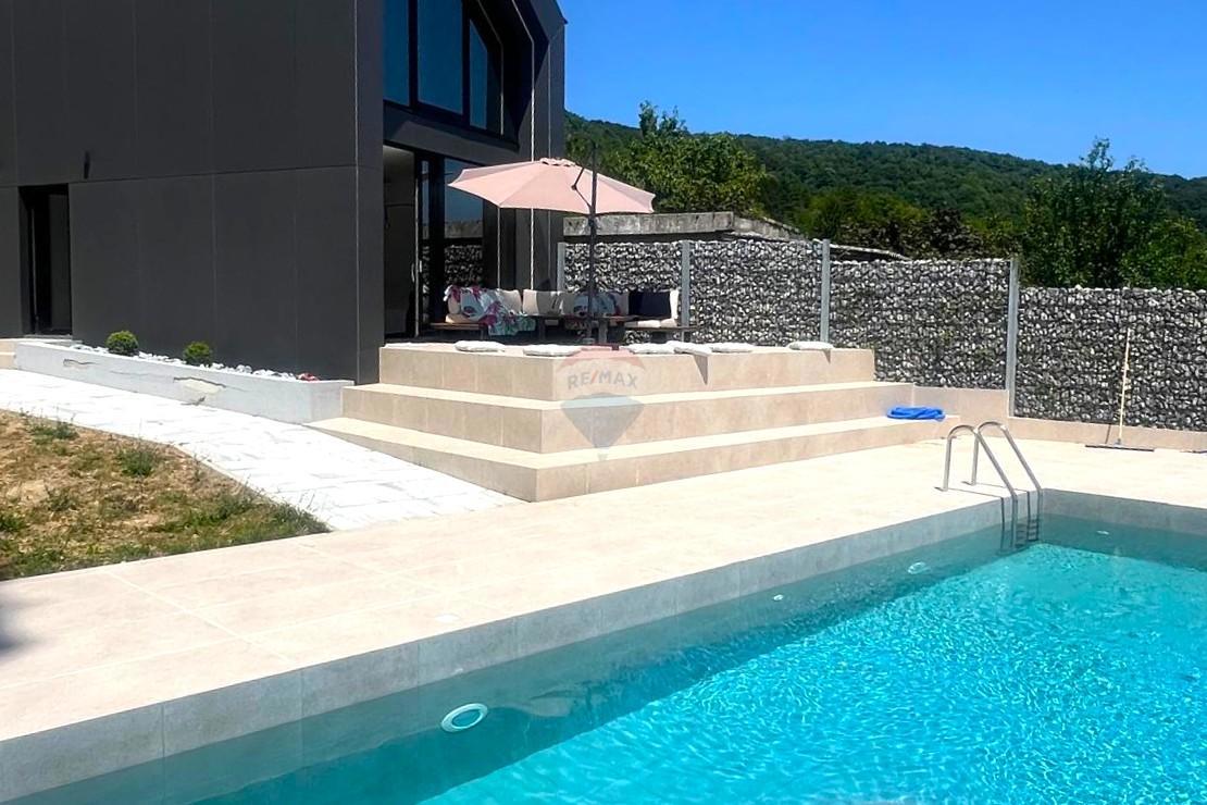 Hiša Sveta Jana, Jastrebarsko - Okolica, 96m2