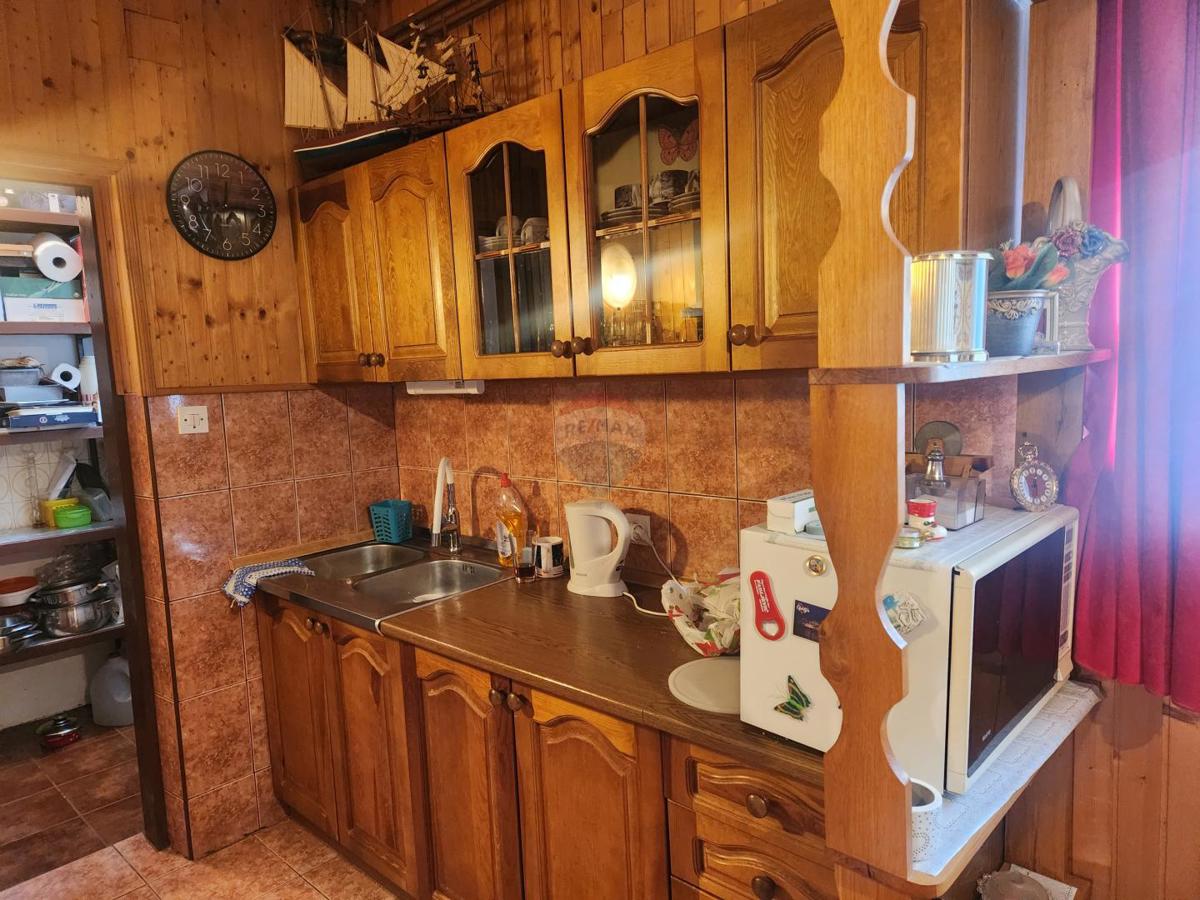 Hiša Gornja Trnovitica, Velika Trnovitica, 181m2