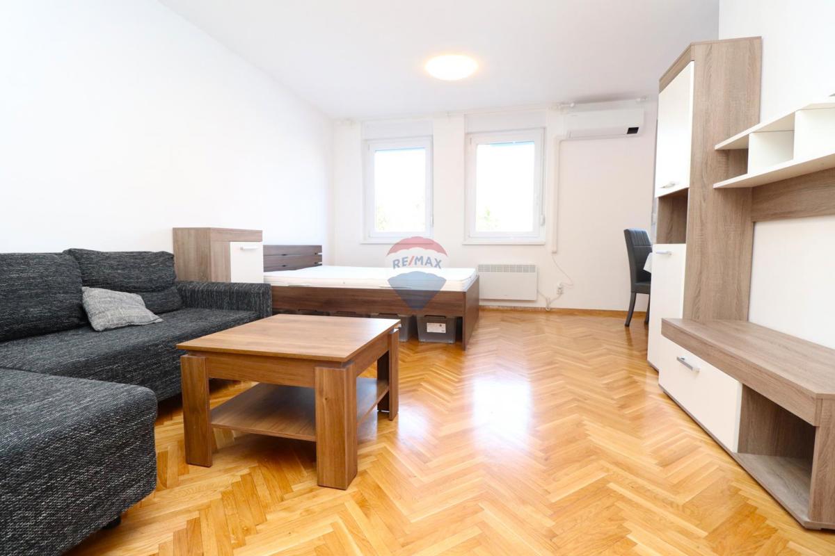 Stanovanje/Apartma Trešnjevka, Trešnjevka - Sjever, 39m2
