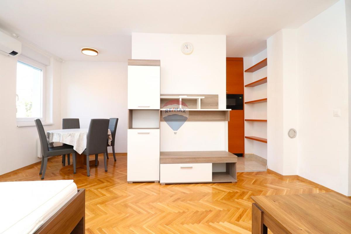 Stanovanje/Apartma Trešnjevka, Trešnjevka - Sjever, 39m2