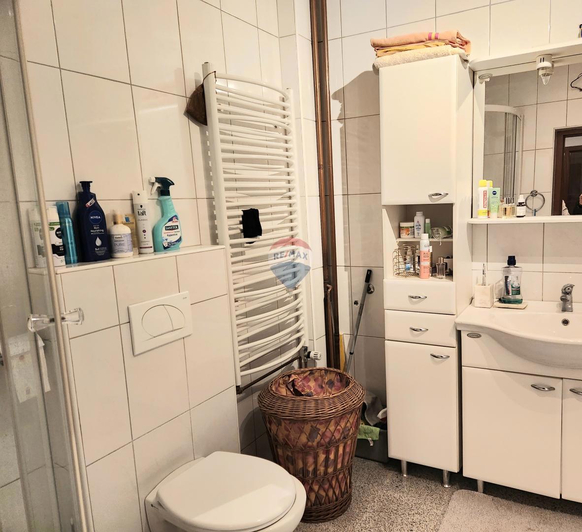 Hiša Kurilovec, Velika Gorica, 375m2