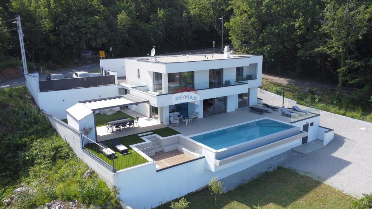 Hiša Lovran, 236,95m2