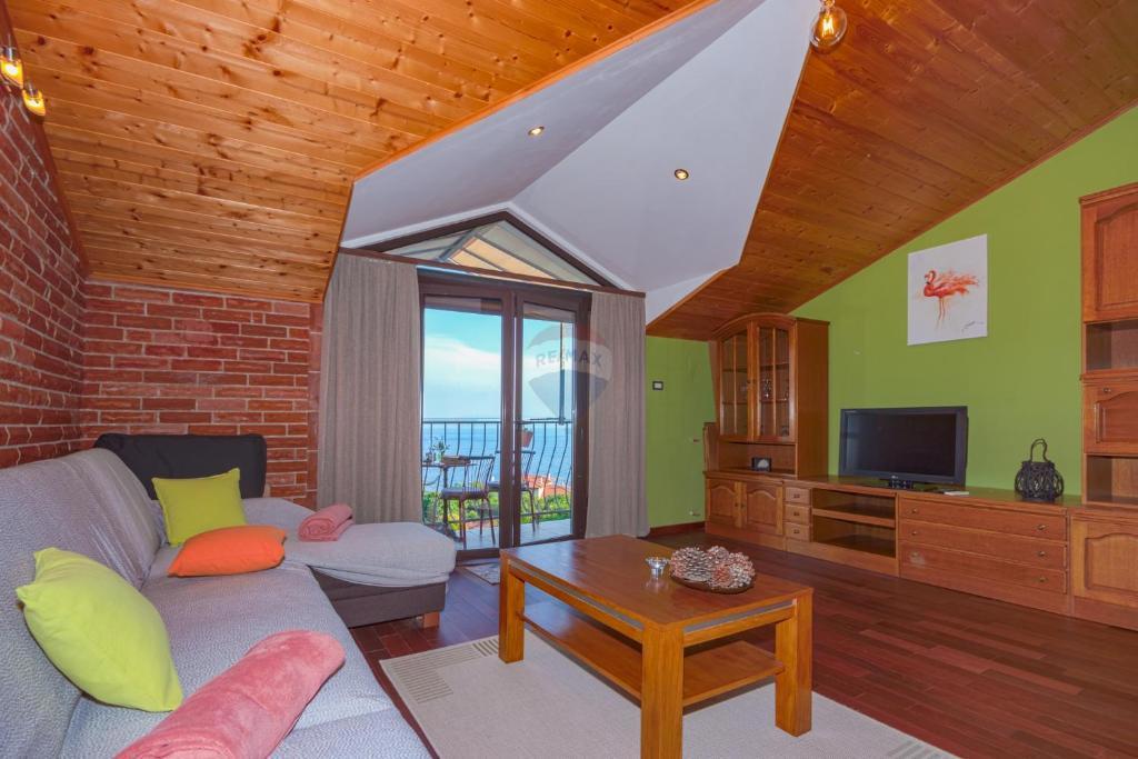 Hiša Krnjevo, Rijeka, 343m2