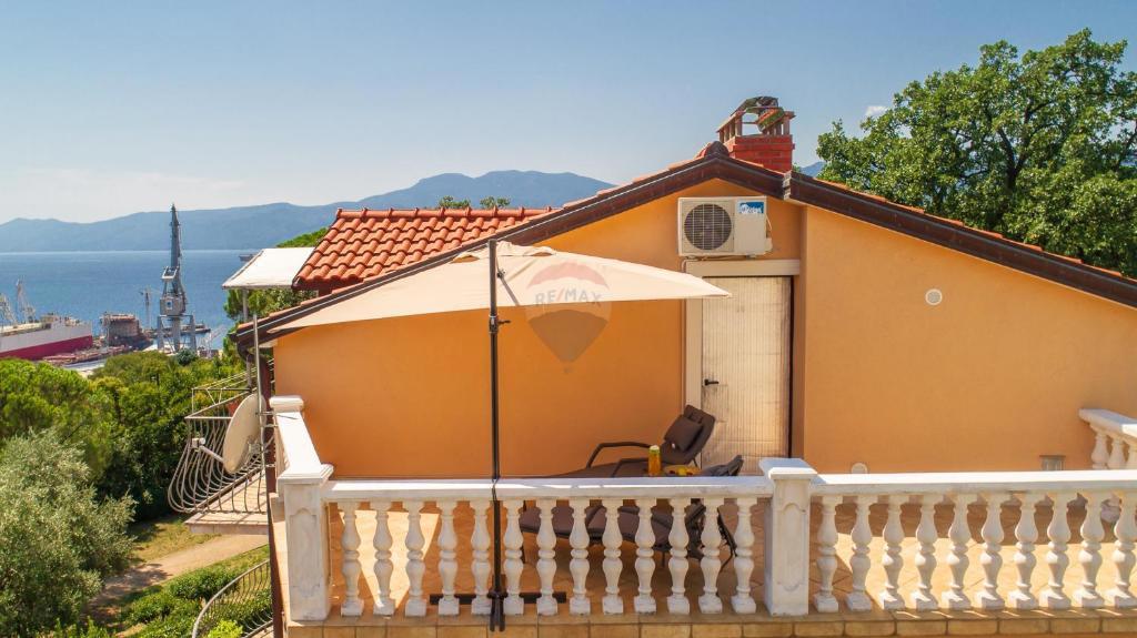 Hiša Krnjevo, Rijeka, 343m2