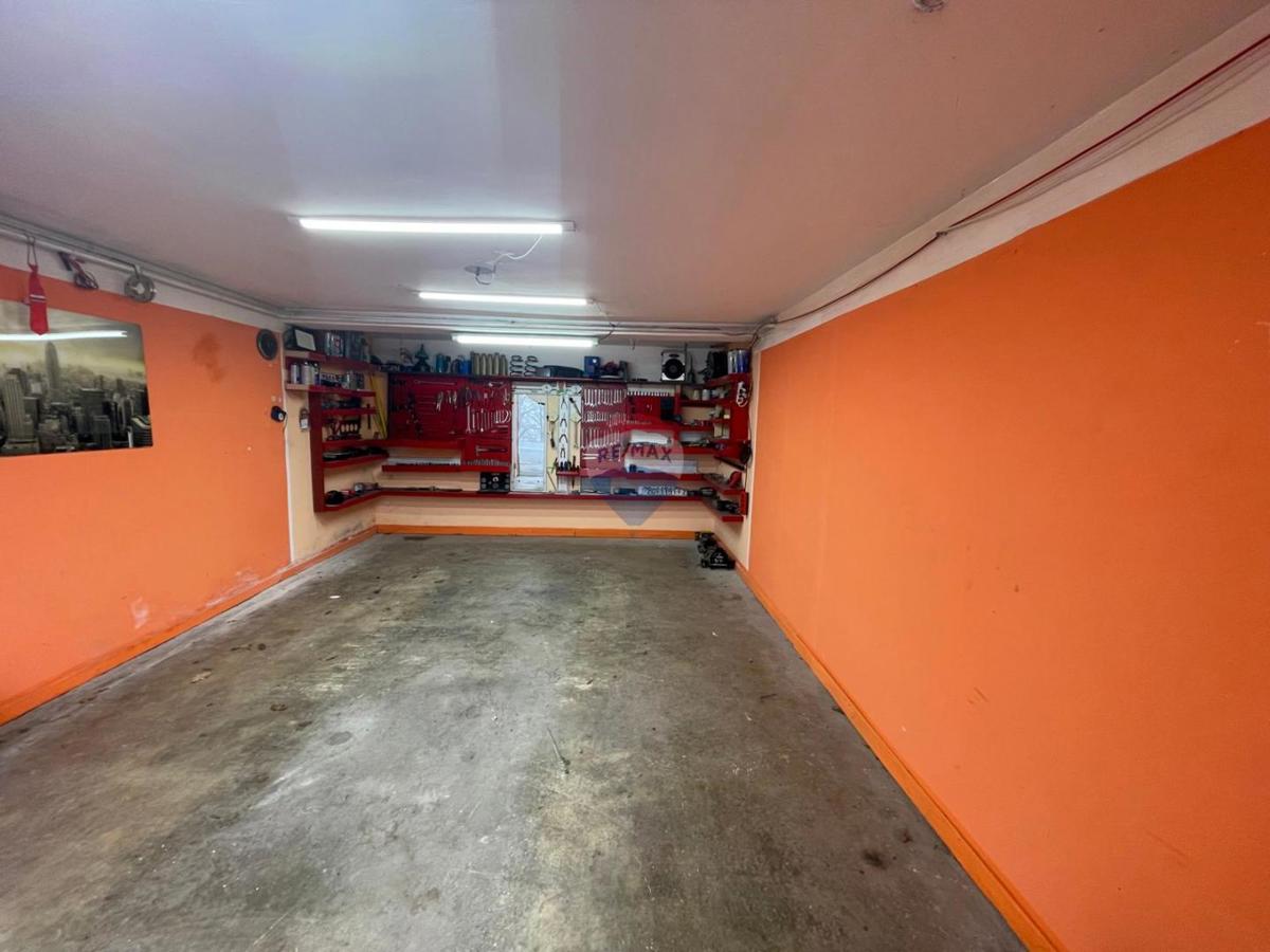 Hiša Radoboj, 650m2