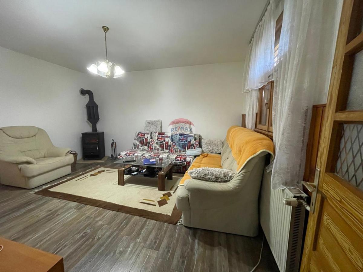 Hiša Radoboj, 650m2