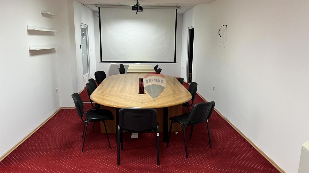 Poslovni prostori Rastočine, Rijeka, 324m2