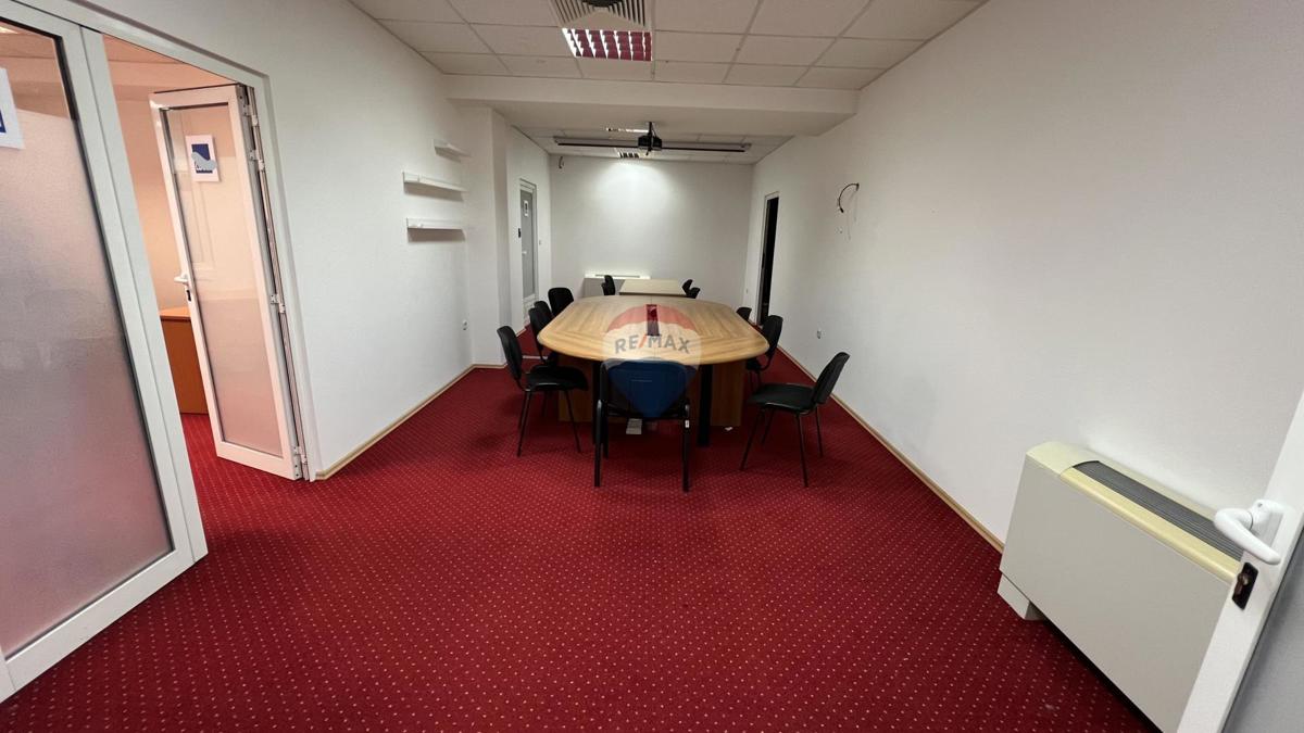 Poslovni prostori Rastočine, Rijeka, 324m2