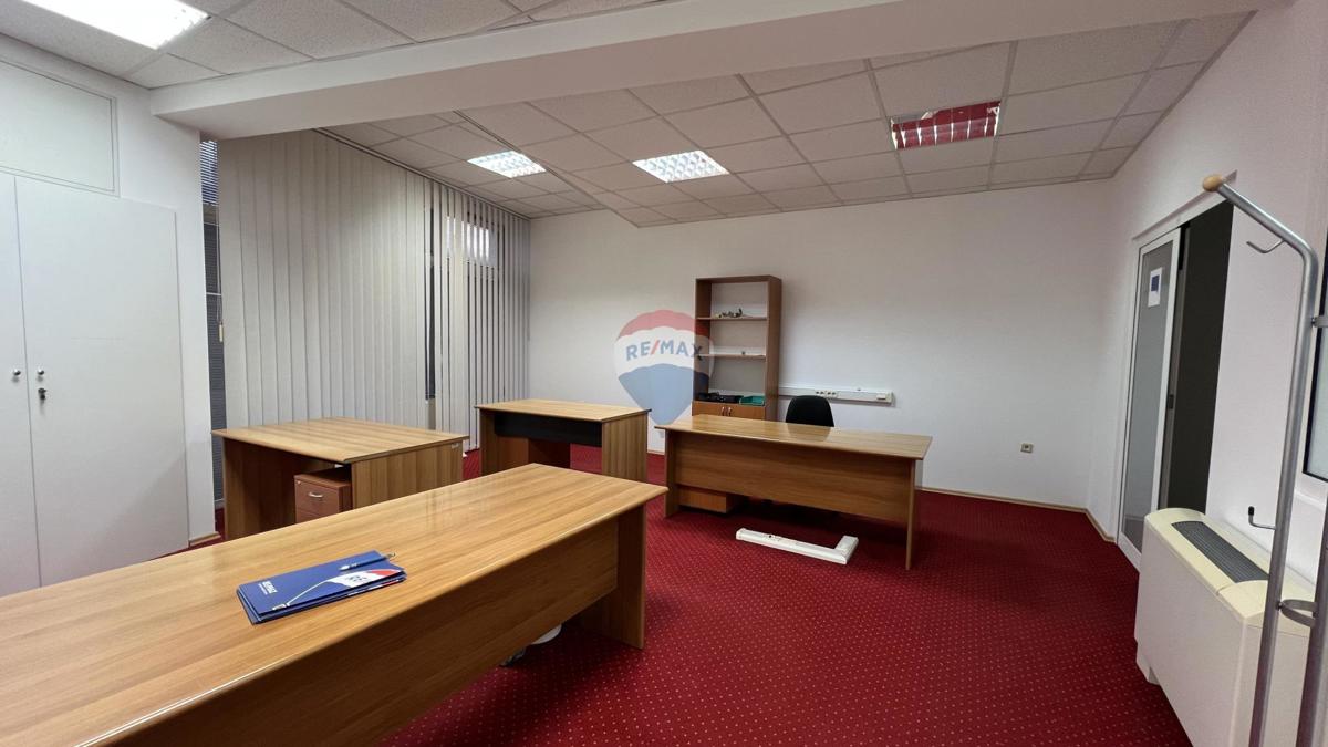 Poslovni prostori Rastočine, Rijeka, 324m2