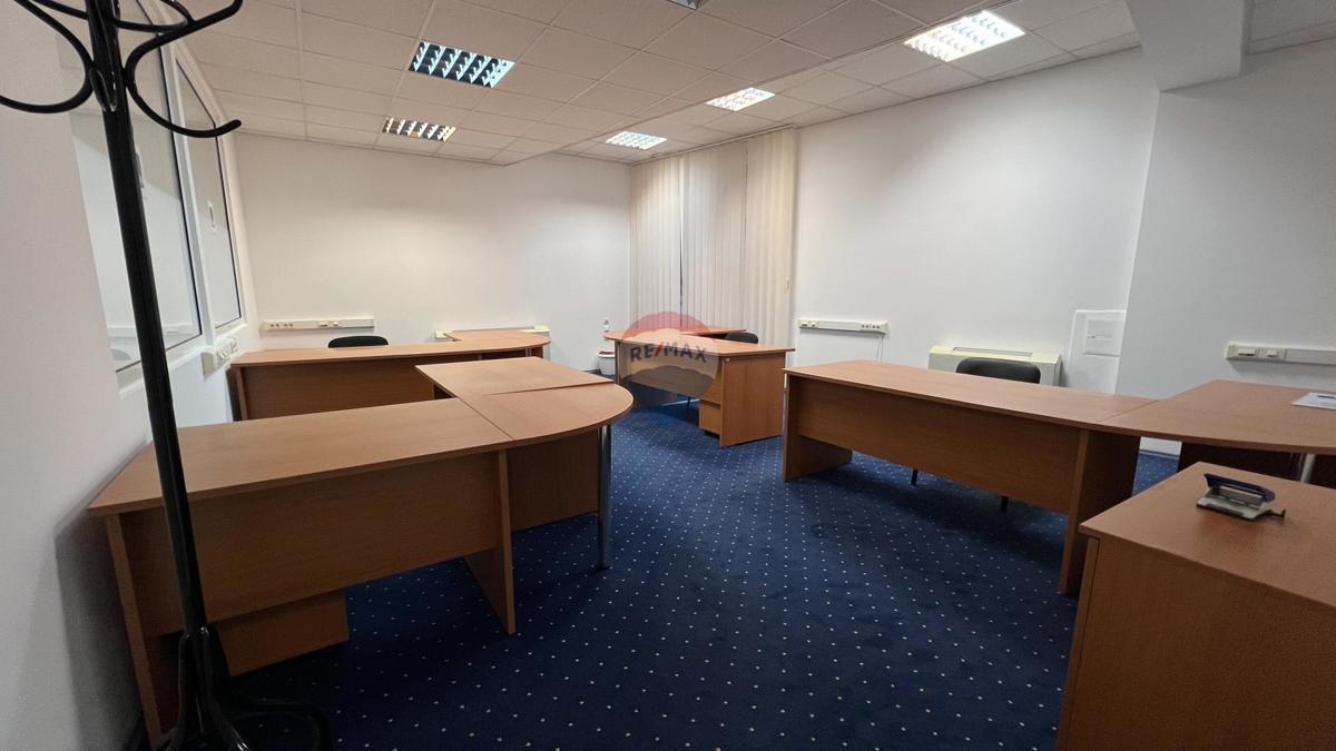 Poslovni prostori Rastočine, Rijeka, 324m2