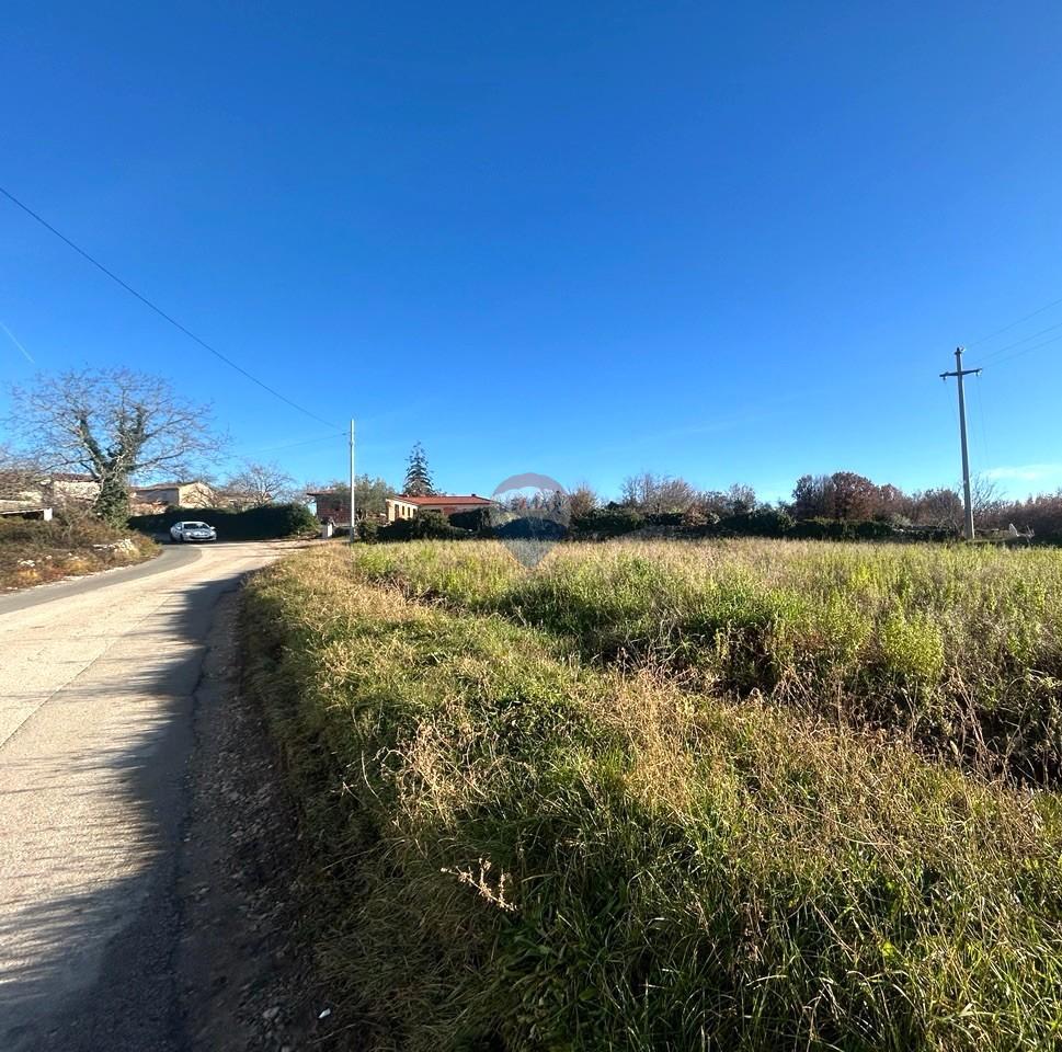 Stavbno zemljišče Tinjan, 1.206m2