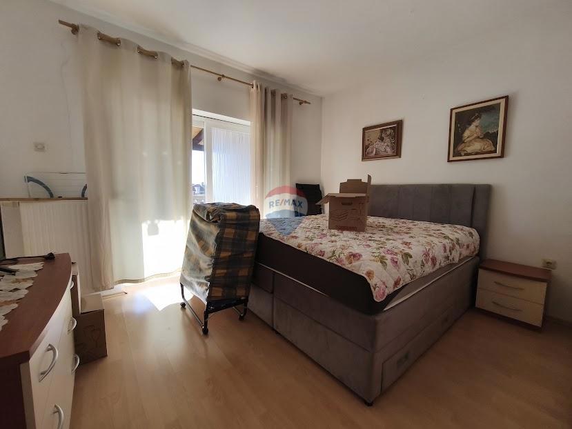 Hiša Donja Drenova, Sveti Ivan Zelina, 580m2